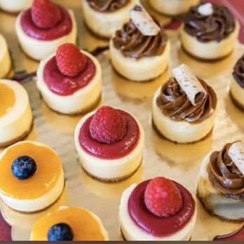 Piononos - Mini cupcakes - Desserts Near Me - Key Biscayne, Florida Piononos - Mini cupcakes - Desserts Near Me - Key Biscayne, Florida
