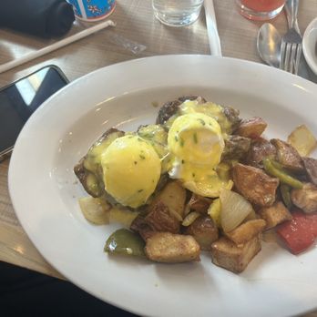 Green Eggs Cafe - Short Rib Benedict - Breakfast & Brunch Near Me - Philadelphia, Pennsylvania