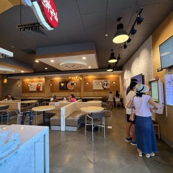 Meet Fresh - Nice seating area now - Desserts Near Me - Hacienda Heights, California Meet Fresh - Nice seating area now - Desserts Near Me - Hacienda Heights, California