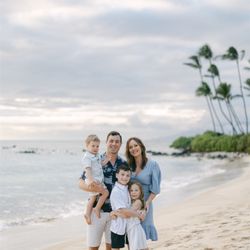 Lexi Harry Photography - Family photos in wailea