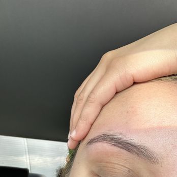 Bidhya's Threading & Beauty - Left eyebrow - Hair Salons Near Me - Downey, California