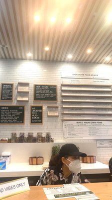 Pono Ono Poke by null