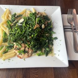 Luigi's Famiglia Cucina II - Grilled Chicken Broccoli Rabe