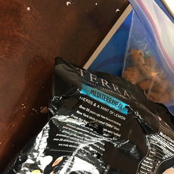 Campbell Inn - ate through potato chip bag - Hotels Near Me - Campbell, California