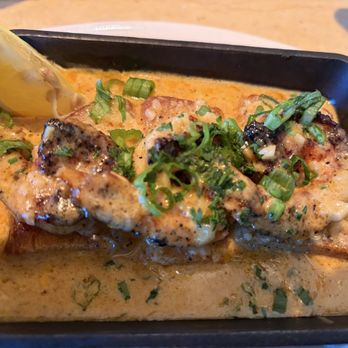 The Cheesecake Factory - Cajun shrimp on toast appetizer - American Near Me - Roseville, California