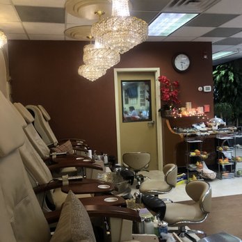 Pinkie Nail & Spa - The interior is so pretty! - Nail Salons Near Me - Closter, New Jersey