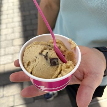 Cookie Dough lightful - Cookie dough - Food Trucks Near Me - Las Vegas, Nevada