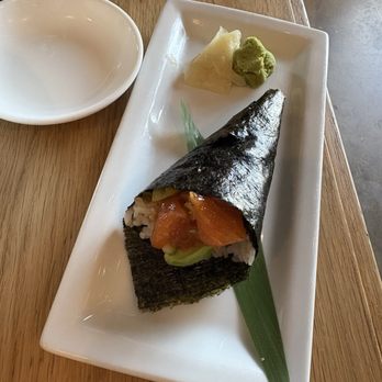 Afuri - Salmon hand roll - Ramen Near Me - Houston, Texas