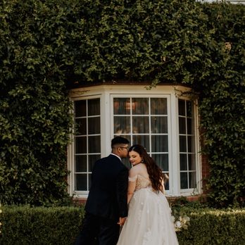 Stonebridge Manor by Wedgewood Weddings - Venues & Event Spaces Near Me - Mesa, Arizona Stonebridge Manor by Wedgewood Weddings - Venues & Event Spaces Near Me - Mesa, Arizona