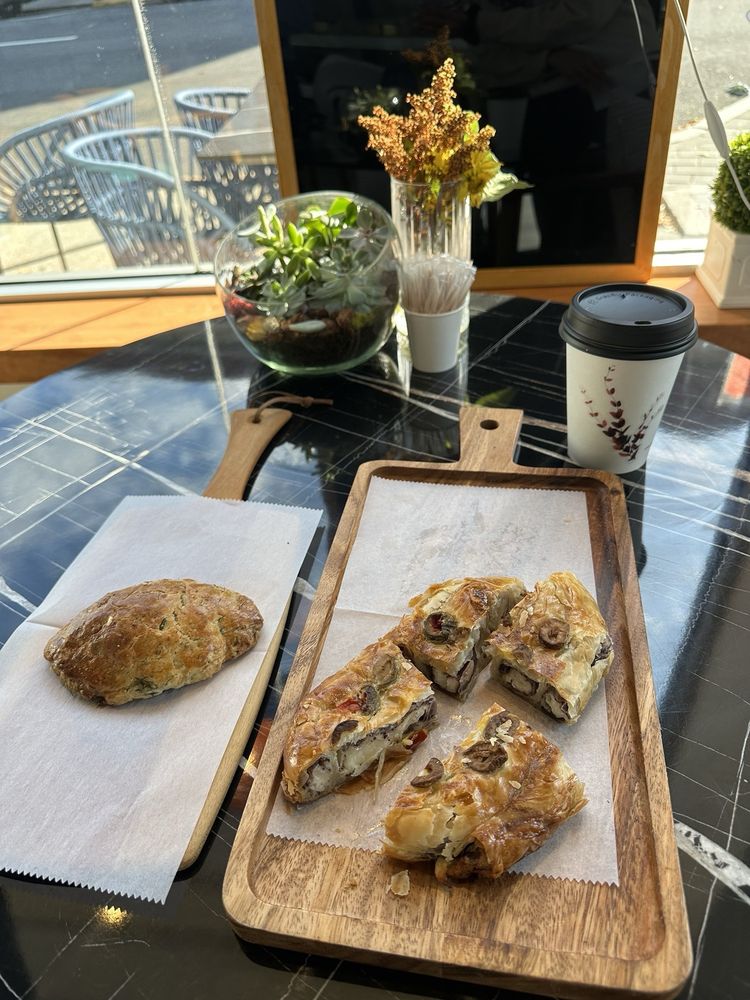 Cozy Corner Cafe, Englewood Roadtrippers