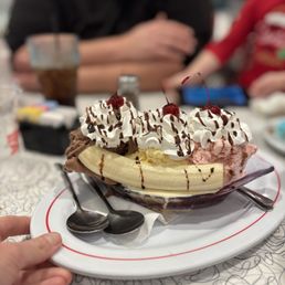 Classic Banana Split