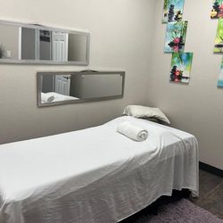 Divine Hands Spa