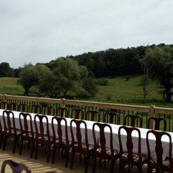 The Hummingbird Room - Beautiful new deck on our barn!