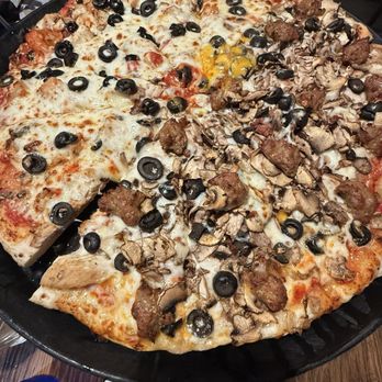 Old Town Pizza - Pizza Near Me - Roseville, California