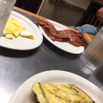 Liliha Bakery - One egg and extra crispy bacon - Bakeries Near Me - Honolulu, Hawaii