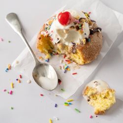 Duck Donuts - Donut Sundae