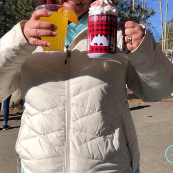 Donner Lake Kitchen - Mimosas and Cocoa - Breakfast & Brunch Near Me - Truckee, California