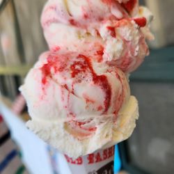 Fini's Ice Cream - Strawberry Cheesecake kid sized sugar cone
