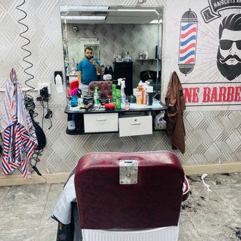 Zine Barber Shop - Barbers Near Me - Tampa, Florida Zine Barber Shop - Barbers Near Me - Tampa, Florida