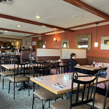 Tuscany at Des Moines Creek - Decor frozen in time - Italian Near Me - Des Moines, Washington Tuscany at Des Moines Creek - Decor frozen in time - Italian Near Me - Des Moines, Washington