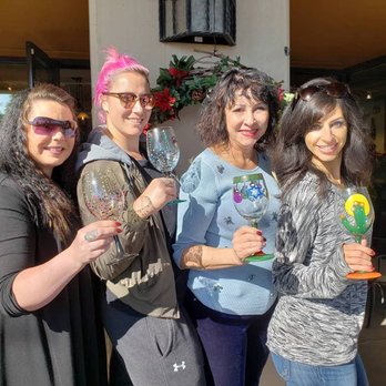 Paint and Create Arizona - Sunny Painting day at LDV Winery - Art Classes Near Me