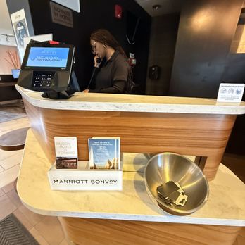 Courtyard by Marriott Poughkeepsie - Hotels Near Me - Poughkeepsie, New York