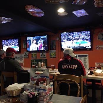 Sidelines Sports Bar - The upstairs TVs were dialed in.... Also, exceptional service from Dolunee! - Sports Bars Near Me - Bend, Oregon Sidelines Sports Bar - The upstairs TVs were dialed in.... Also, exceptional service from Dolunee! - Sports Bars Near Me - Bend, Oregon