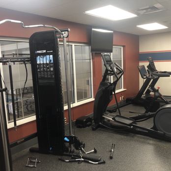 Hampton Inn & Suites Outer Banks/ Corolla - Gym - Hotels Near Me - Corolla, North Carolina