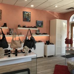 Tiramisu Italian Shoes and Accessories