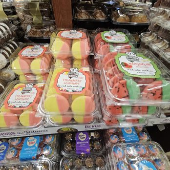 Safeway - Cute designed sugar cookies - Grocery Near Me - San Leandro, California