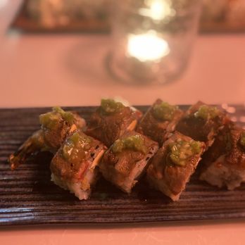 Friends Sushi - Sushi Bars Near Me - Chicago, Illinois