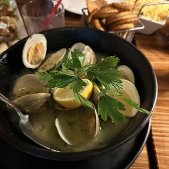 Paulo's Barbeque - Clams in Garlic and Cilantro - Portuguese Near Me - South Plainfield, New Jersey Paulo's Barbeque - Clams in Garlic and Cilantro - Portuguese Near Me - South Plainfield, New Jersey