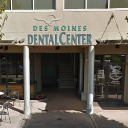 Des Moines Dental Center - Main entrance to Des Moines Dental Center WA 98198