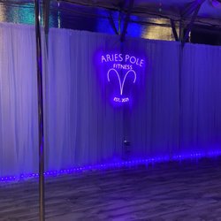 ARIES POLE FITNESS