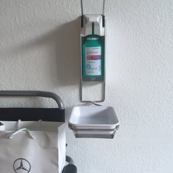 Ev. Krankenhaus Oberhausen - Desinfektion im Vorbeigehen - Hospitals Near Me - Oberhausen, NW Ev. Krankenhaus Oberhausen - Desinfektion im Vorbeigehen - Hospitals Near Me - Oberhausen, NW