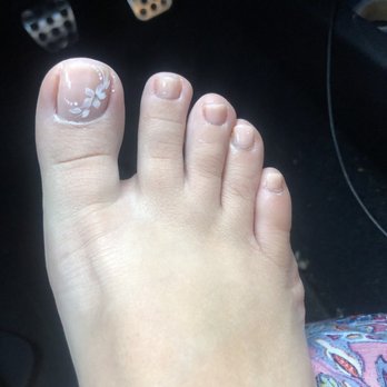 Bella Nails & Lash - Results from my pedi. The flowers are perfect. - Nail Salons Near Me - Westminster, Colorado Bella Nails & Lash - Results from my pedi. The flowers are perfect. - Nail Salons Near Me - Westminster, Colorado