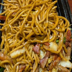 New China Wok - Roast pork lomein