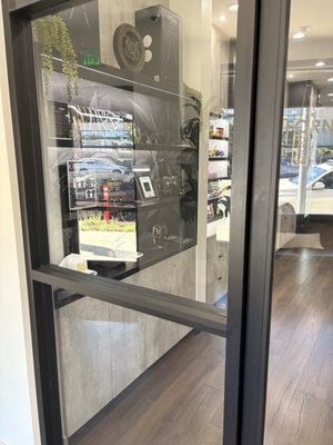 The Maven Store by null