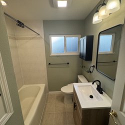 Brend Handyman - After - Bathroom Remodeling Project