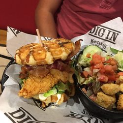 Montana's BBQ & Bar