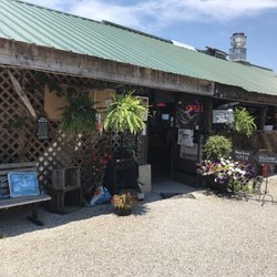 Port Lounge & Smokehouse