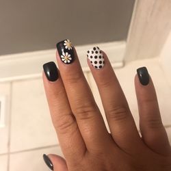 Happy Nails