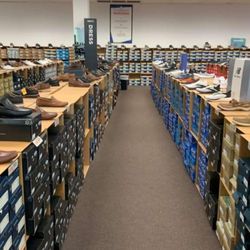 Off Broadway Shoe Warehouse