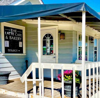 THE LATTE CAFE BAKERY Updated August 2025 121 Photos 134 L