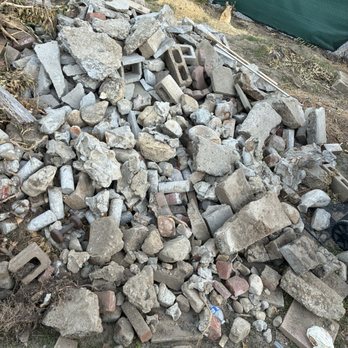 Quality Bin - It was enough for my pile of concrete. - Dumpster Rental Near Me - Los Angeles, California Quality Bin - It was enough for my pile of concrete. - Dumpster Rental Near Me - Los Angeles, California