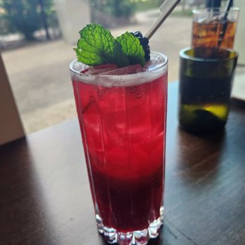 Bacchus Kitchen + Bar - Berry Mocktail - American Near Me - Grapevine, Texas