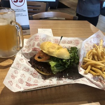 Smashburger - Burgers Near Me - Attleboro, Massachusetts