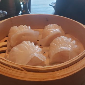 Han Palace - Steamed shrimp dumplings - Dim Sum Near Me - McLean, Virginia Han Palace - Steamed shrimp dumplings - Dim Sum Near Me - McLean, Virginia