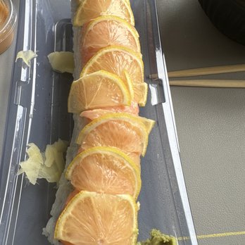 Sushi Taka - Washington Roll (Paid extra to add lemon and oh so worth it!!) - Japanese Near Me - Irvine, California Sushi Taka - Washington Roll (Paid extra to add lemon and oh so worth it!!) - Japanese Near Me - Irvine, California