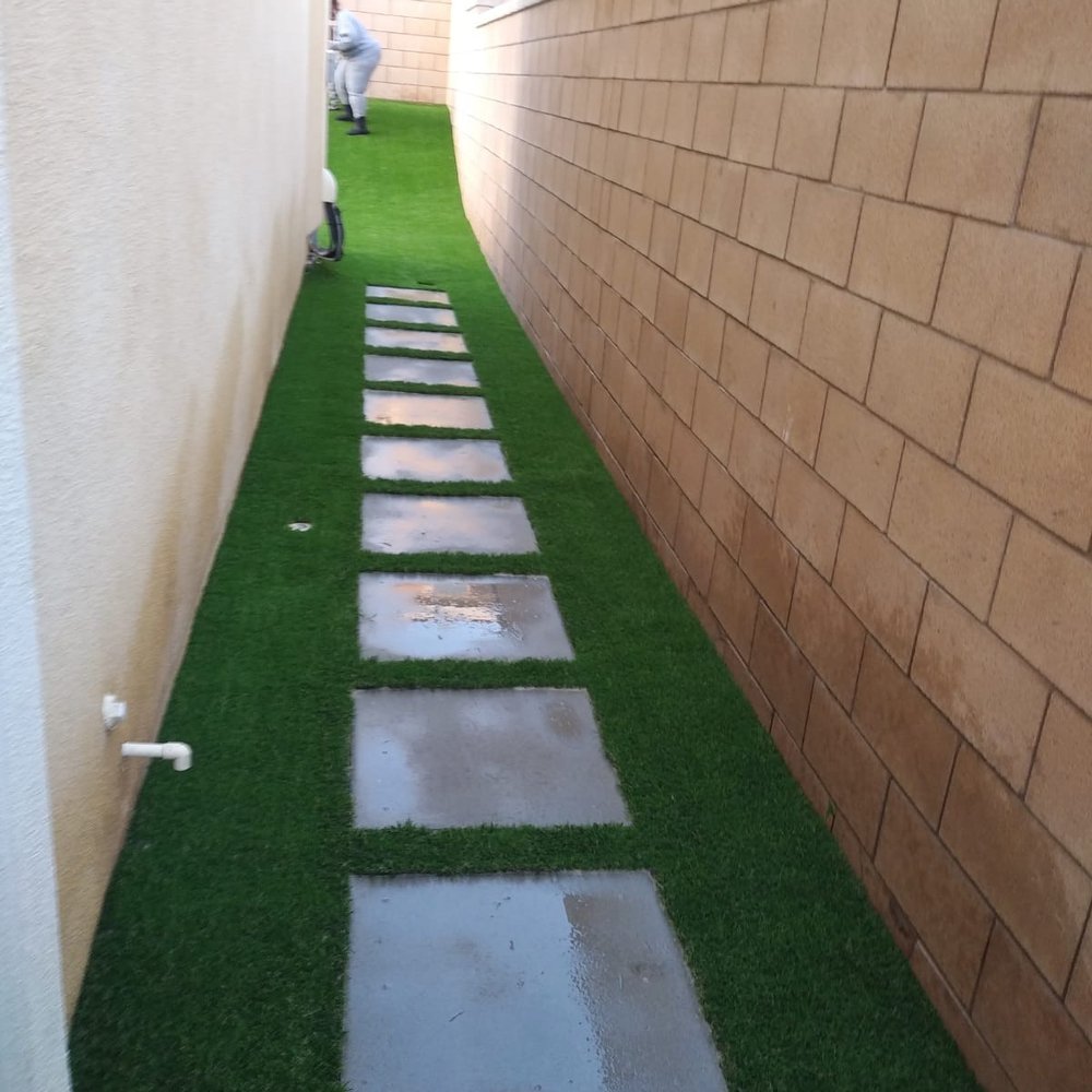 Palm Construction - stepping stones with astro turf - Decks & Railing Near Me - La Mesa, California Palm Construction - stepping stones with astro turf - Decks & Railing Near Me - La Mesa, California